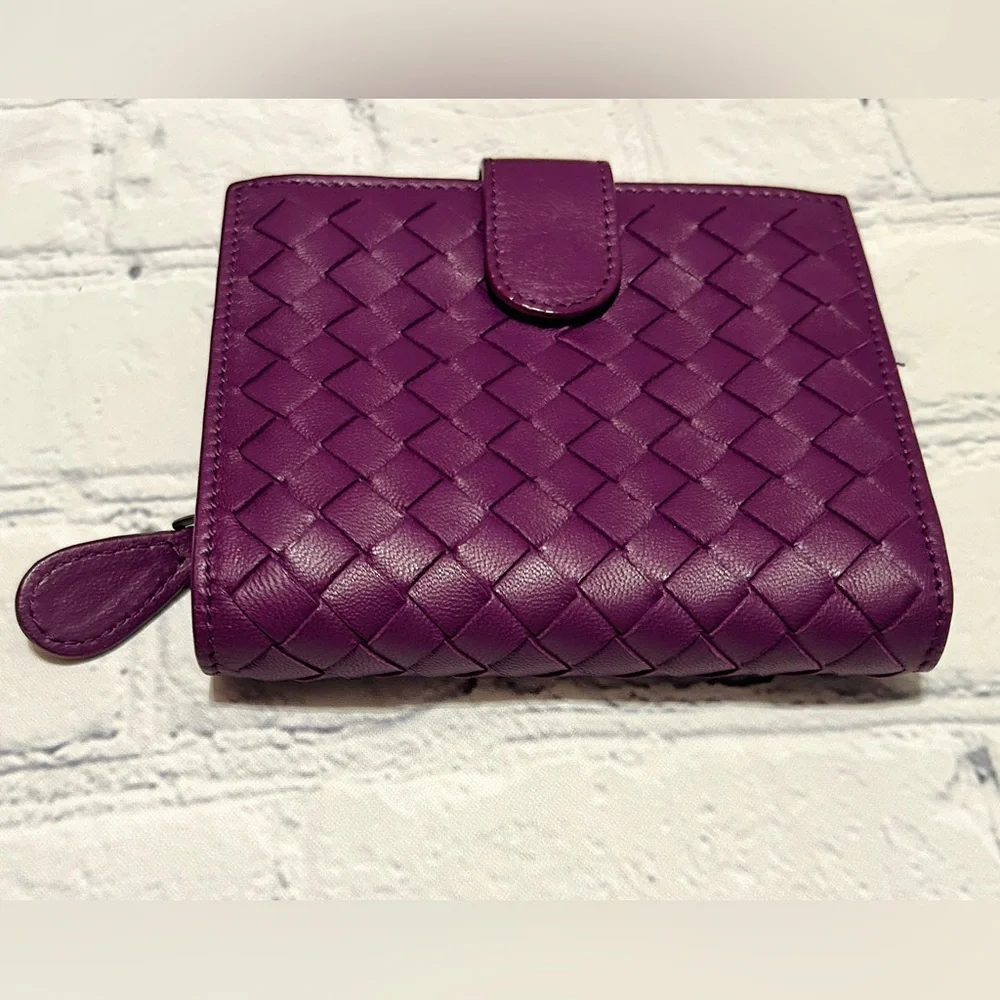 Like New Purple Bottega Veneta Intrecciato Leather Compact Wallet With Box - Picture 11 of 16